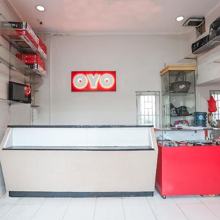 Oyo 387 Alfa Guest House Tegal  Buitenkant foto